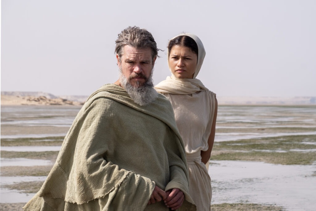 Matt Damon e Zendaya in una scena del film